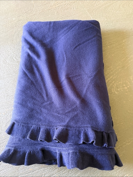 Lilly Pulitzer Accessories - Lilly Pulitzer navy cotton wrap scarf